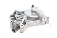 Öljypumpun kansi Öljynsuodattimen kotelon kansi...