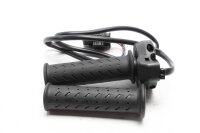 Boîtier de linterrupteur électrique de la poignée daccélérateur en caoutchouc Moto Guzzi V85 850 Strada 24-24