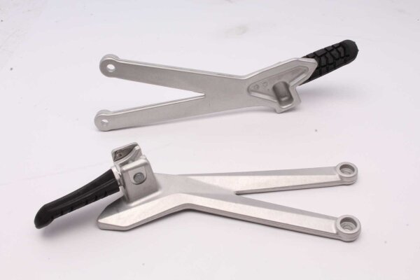 Fußrastenanlage hinten links rechts Fußraste Halter KTM SMC 690 R Supermoto 13-13