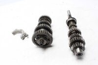 Vaihteiston ulostuloakseli Vaihteiston sisääntuloakseli Vaihdevipu Yamaha XS 750 1T5 77-79