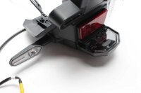 LED-blinklys nummerpladeholder reflektor bag venstre Yamaha XSR 900 A 24-24
