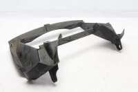 Jäähdyttimen säleikön suojus suojaa moottorin jäähdytystä BMW F 800 GS E8GS 0219 08-12