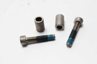 Pakosarjan pidikkeen puristimen kiinnitys BMW F 800 GS...