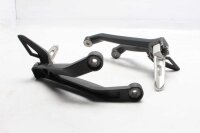 Matkustajan jalkatukijärjestelmä, vasen ja...