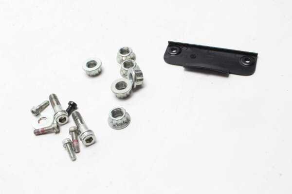 Skruvsats lockmuttrar list Ducati Panigale 955 V2 23-23