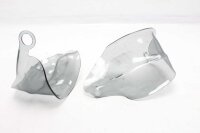 Käsisuojat sävytetty vasemmalle oikealle...