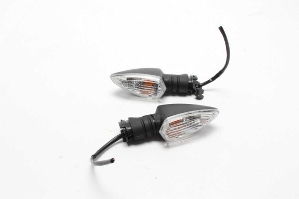 Blinker Set vorne links rechts Yamaha YZF-R 125 A 24-24