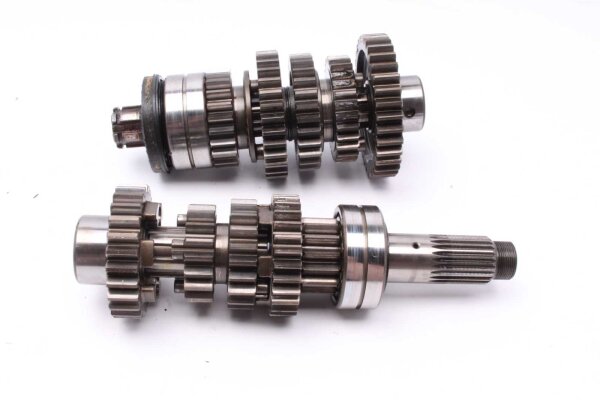 Gearbox main shaft auxiliary shaft shift shaft gears Honda CB 650 RC03 79-82