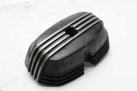 Venttiilikopan sylinterikannen jäähdytysrivat...