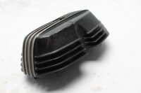 Venttiilikopan sylinterikannen jäähdytysrivat...