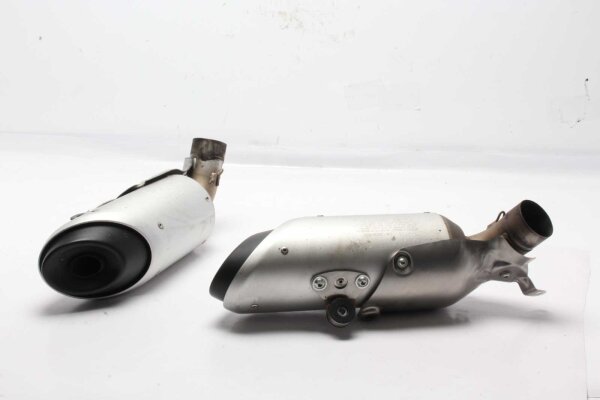 Kaksinkertainen takaäänenvaimennin, pakoputkisto parilla Ducati Hypermotard 950 23-23