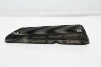 Öljypohjan pohjalevy Öljyn tyhjennys moottorin...