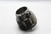 Sylinterin oikeanpuoleinen sylinteriputken sylinterin...