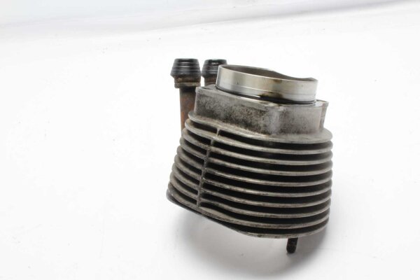 Sylinteriputken vasemmanpuoleinen jäähdytysripojen öljyliitäntä BMW R 100 GS 247E 0473 86-96