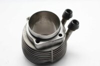 Sylinteriputken vasemmanpuoleinen...