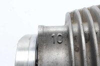 Sylinteriputken vasemmanpuoleinen jäähdytysripojen öljyliitäntä BMW R 100 GS 247E 0473 86-96