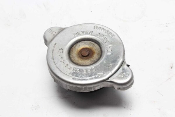 Jäähdyttimen korkin paineventtiili moottorin jäähdytys BMW K 1200 LT K2LT 99-03