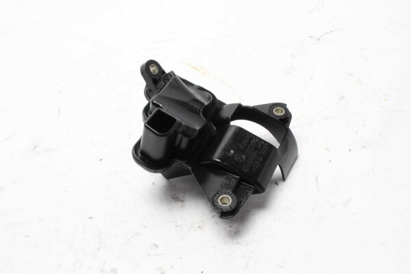 Oil pump housing, motor oil supply cover BMW K 1200 S K12S K40 04-08