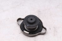 Jäähdyttimen korkin painekorkki moottorin...