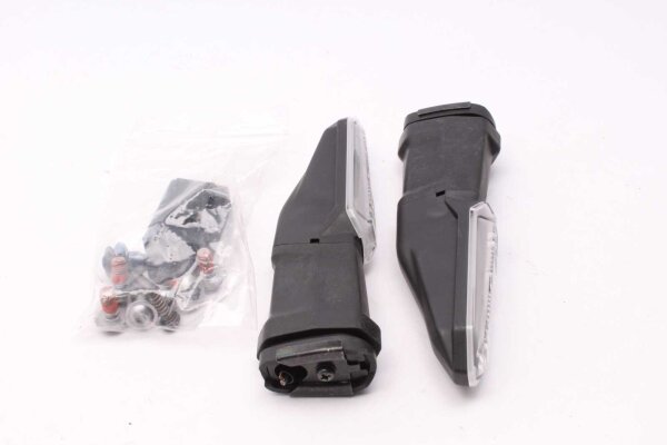 Indicatori LED anteriori sinistro destro lampeggianti sequenziali Kawasaki Z 900 P 23-23