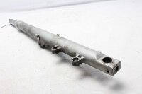 Haarukan jalka, oikea etuiskunvaimennin, Showa-kiinnike...