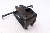 ABS-pumpun pidike, jarruletkun kiinnitys, kiinnitystuki...