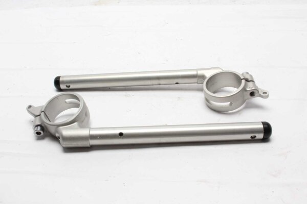 Styrklämmor, par, 22 mm, vänster och höger Honda CBR 1100 XX Super Blackbird 08-08