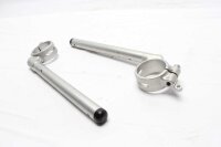 Styrklämmor, par, 22 mm, vänster och höger Honda CBR 1100 XX Super Blackbird 08-08