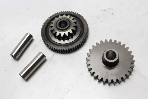 Laturin vapaakäynnistimen hammaspyörä Kawasaki VERSYS 650 KLE650D LE650C 10-14