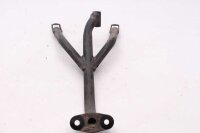 Rekisterikilven pidikkeen joustintuen kiinnitys Kawasaki...