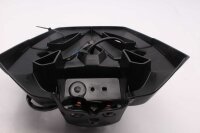 Rekisterikilven pidike, rekisterikilven valo, takana Yamaha XP 530 T-Max 17-17