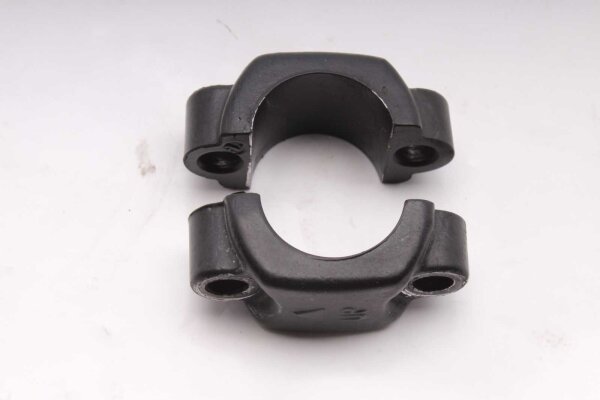 Styrklemmebeslag, sort Honda Aprilia ETV 1000 Caponord PS 01-01