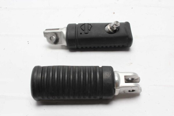 Fotstöd förare passagerare vänster höger gummi Harley Davidson universell