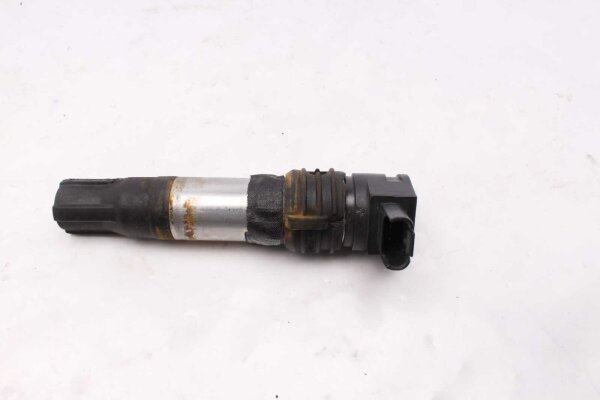 Ignition coil, spark plug connector, top left BMW R 1200 RT K26 0368 R12T 05-09