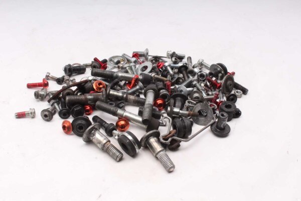 Restschrauben Satz Verkleidung Rahmen Ducati Monster 796 M796 10-16