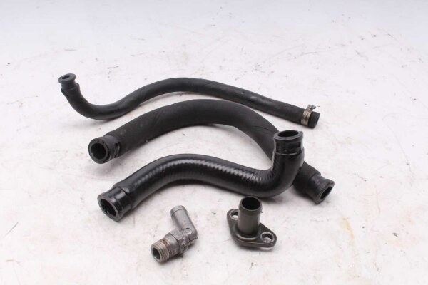 Öljynjäähdyttimen letkut, letkusarja, sovitin Honda Aprilia ETV 1000 Caponord PS 01-01