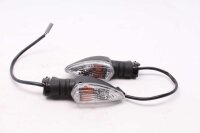 Forreste venstre og højre blinklyspar synlige med...