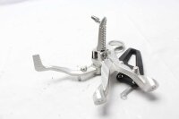 Oikean etujalkatuen kokoonpano, kuljettajan jalkatuki BMW...