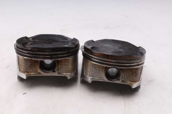 Mäntäpari, männänrenkaat, etu- ja takasylinterit Honda XL 1000 V Varadero SD02 01-03