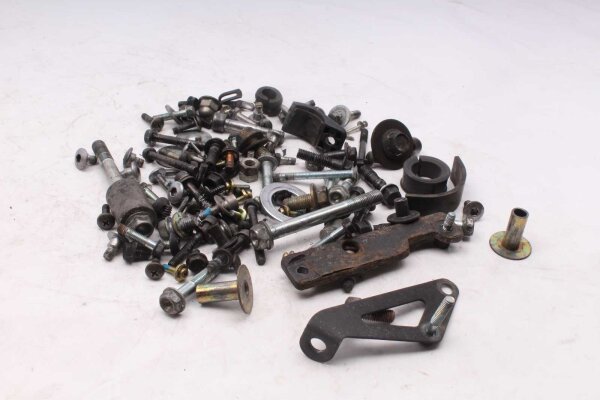 Schroefset framekuiphouder Honda XL 1000 V Varadero SD02 01-03