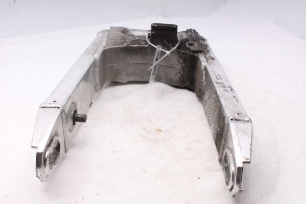 Svingarm, baghjulsføring, kædestrammer Honda Aprilia ETV 1000 Caponord PS 01-01