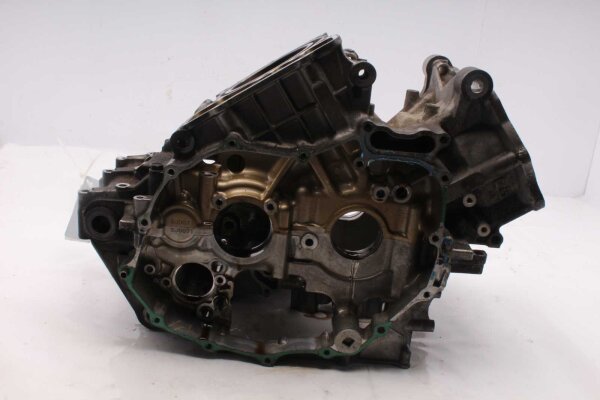 Moottorin kampikammion V2-lohko SJ0071 Honda XL 1000 V Varadero SD02 01-03