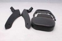 Matkustajan selkänojan sissybar-kiinnikesarja...