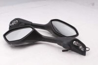 Peilit, joissa on suuntavalot vasemmalle ja oikealle,...