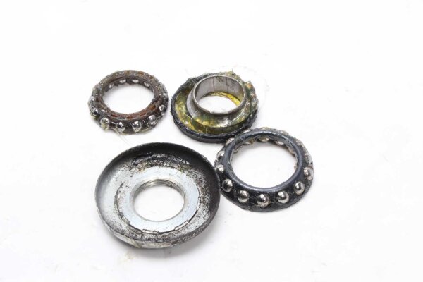 Set cuscinetti sterzo, ponte inferiore forcella, cuscinetti a sfere Honda CBF 1000 F SC58 06-11