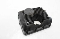 Öljypohjan tyhjennystulpan anturin kiinnitys Moto...