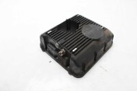 Öljypohjan tyhjennystulpan anturin kiinnitys Moto...