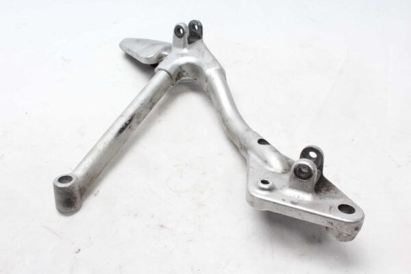 Montageplaat voor de voetsteunbeugel aan de voorzijde Moto Guzzi Stelvio 1200 8V NTX LZ 11-17