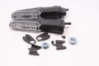 LED-vilkkusarja edessä vasen oikea...