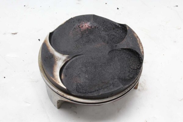 Kolv, kolvstift, cylinderborrning, förbränningskammare Triumph Tiger 1050 115NG 07-13